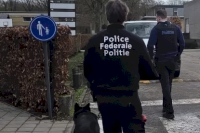 Brecht’te Okulda Narkotik Köpekli Denetim: 78 Öğrenci Arandı, Uyuşturucu Bulunmadı