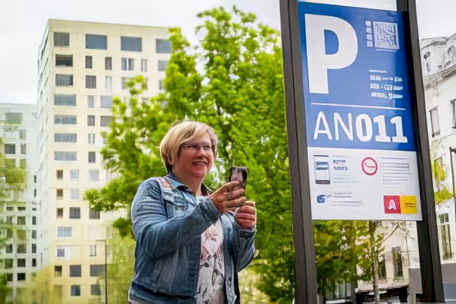 Anvers’te Yabancı Plakalı Araçların Park Cezaları Büyük Ölçüde Tahsil Edilemiyor