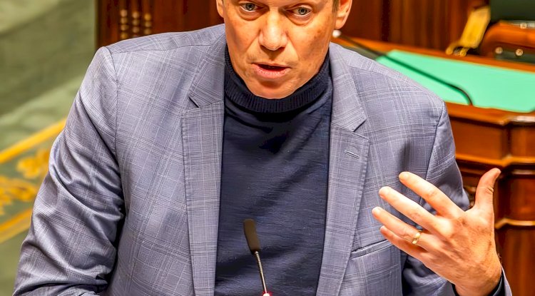 Molenbeek’teki camiye saldırı planladığından şüphelenilen 14 yaşındaki çocuk tutuklandı