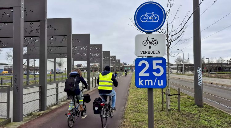 Antwerp'te bisikletler için 25 km/s hız sınırı tartışması: Yasal ve teknik engeller