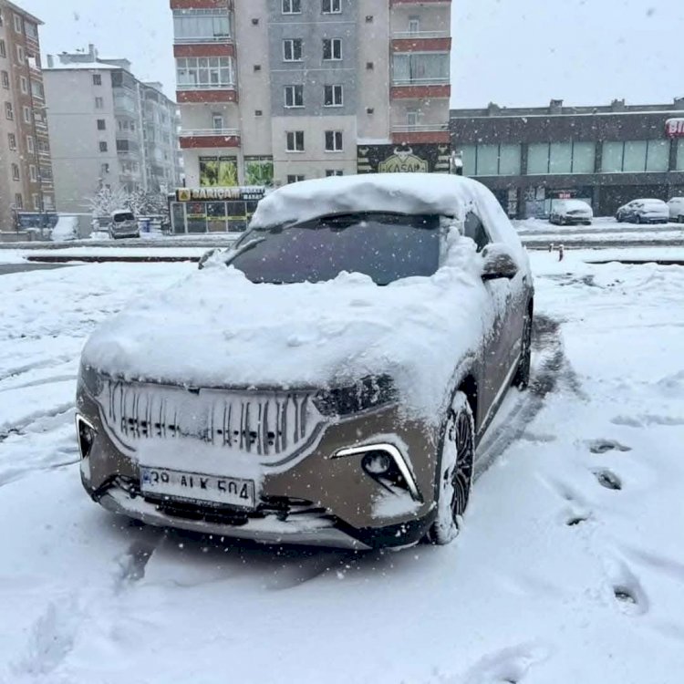 Kış aylarında araba kullanırken bu hatalara düşmeyin ağır para cezası ve güvenlik riskleri