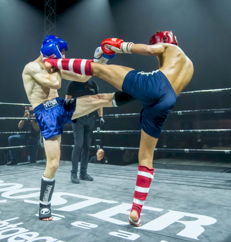 Türk gençleri Belçika’daki kickboks gala maçlarında zirveye çıktı