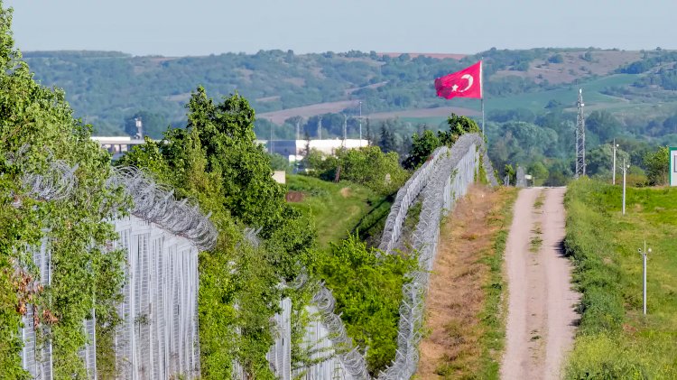 Avrupa’nın dış sınırlarında 120.000 'Geri itme': İnsan hakları ihlalleri artıyor