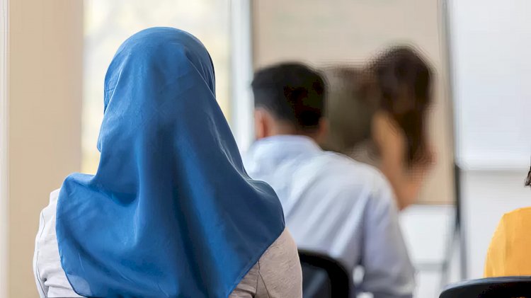 Yeni belediyede başörtüsü yasağı tartışması: Tarafsızlık mı, dışlayıcılık mı?