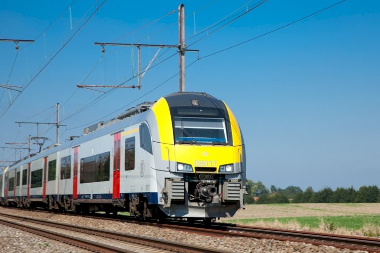 NMBS'den Yolculara Yeni Uyarı: Perona Girmek İçin de Bilet Zorunlu