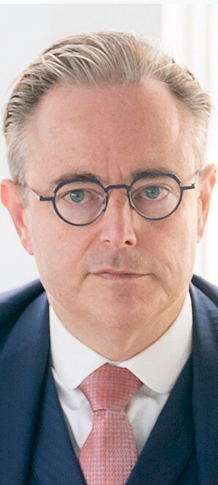 De Wever: Tasarrufun yükünü herkes hissedecek
