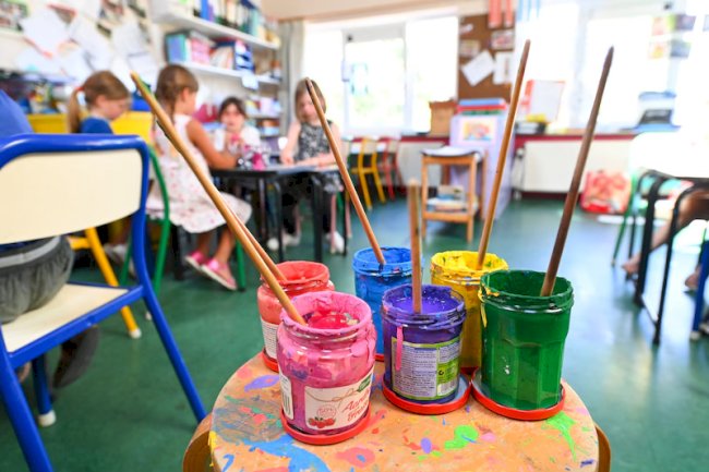 Felemenkçe yetersizliğine yeni model: Zayıf olanlar haftada 3 saat ek derse girecek”