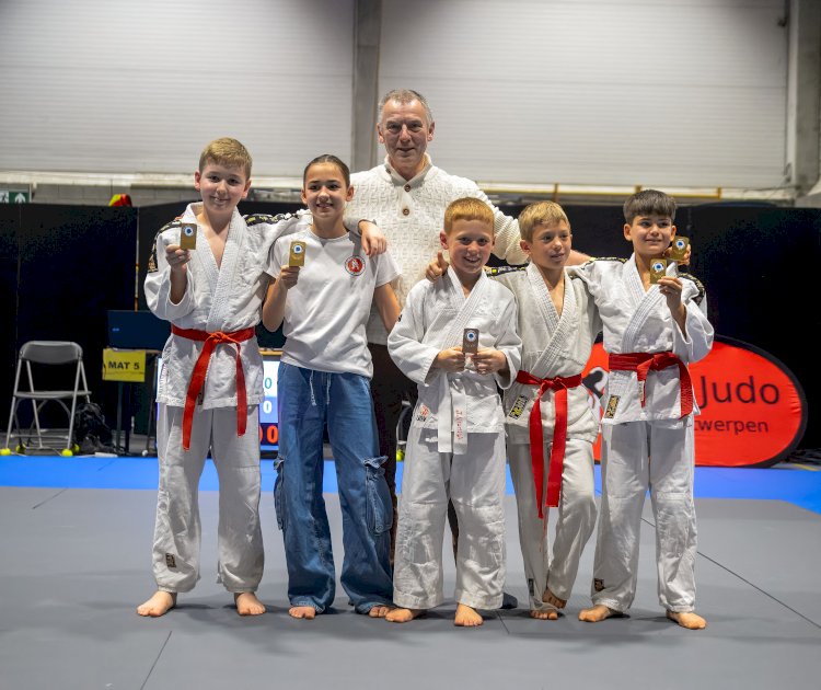 Minik judocularımızdan Abdülhakim Yağar altın, Kerem gümüş kazandı; takım 2. oldu